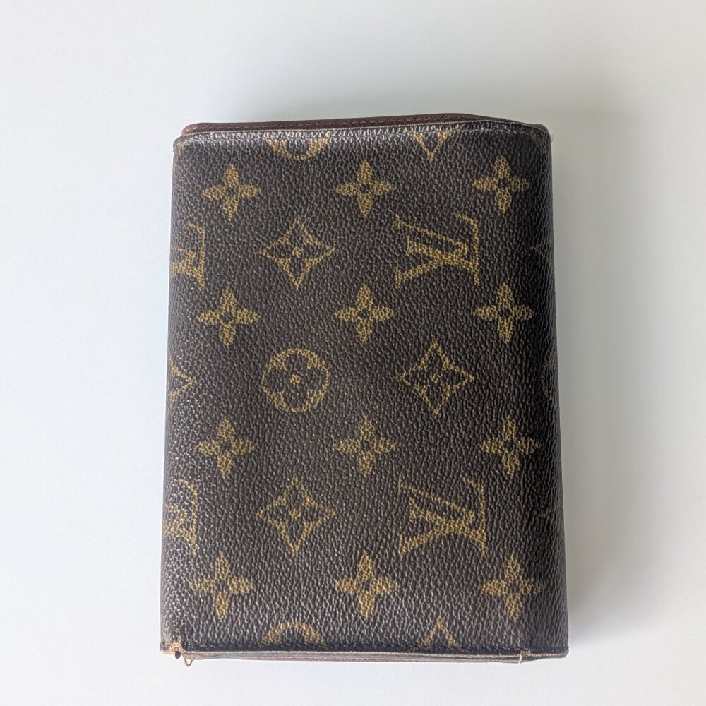 Louis Vuitton iconic Monogram Wallet - Picture 5 of 9